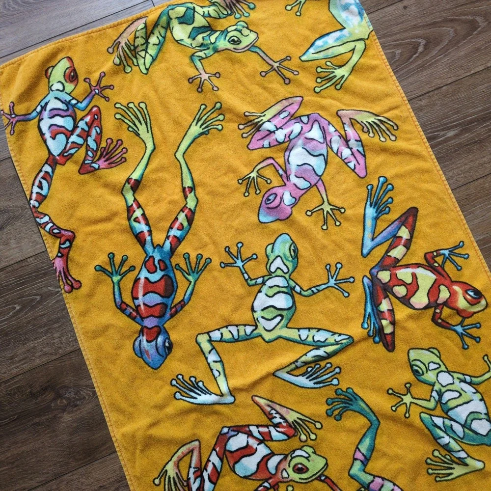 Vtg Hilasal Frog Beach Towel Yellow Tropical Reptile Toad Rainforest Cotton FLAW